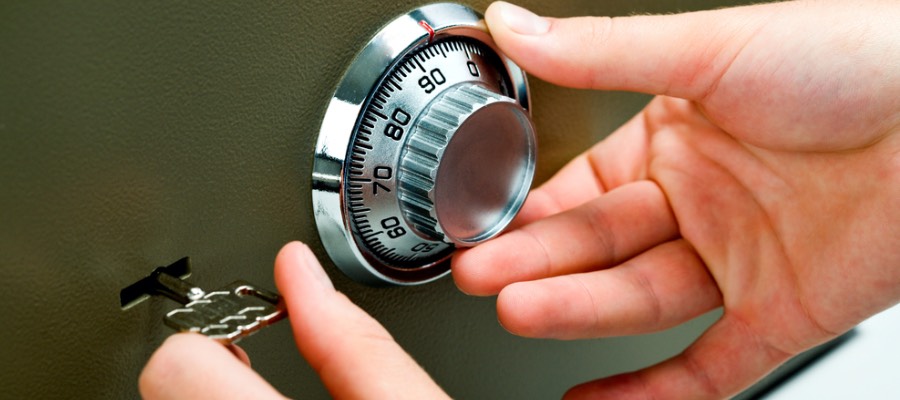 safe locksmith services