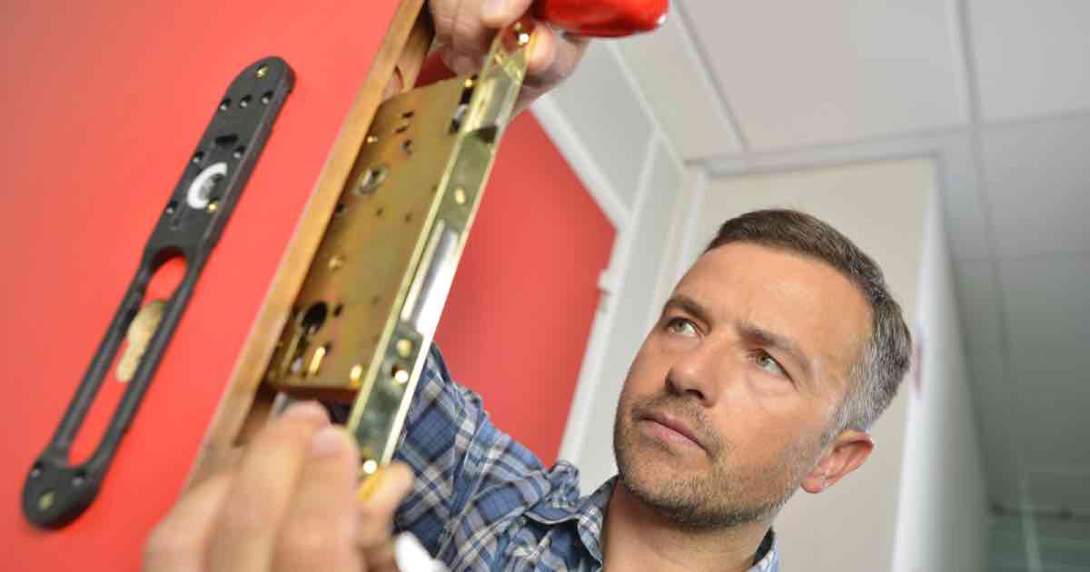 lock repair specialists