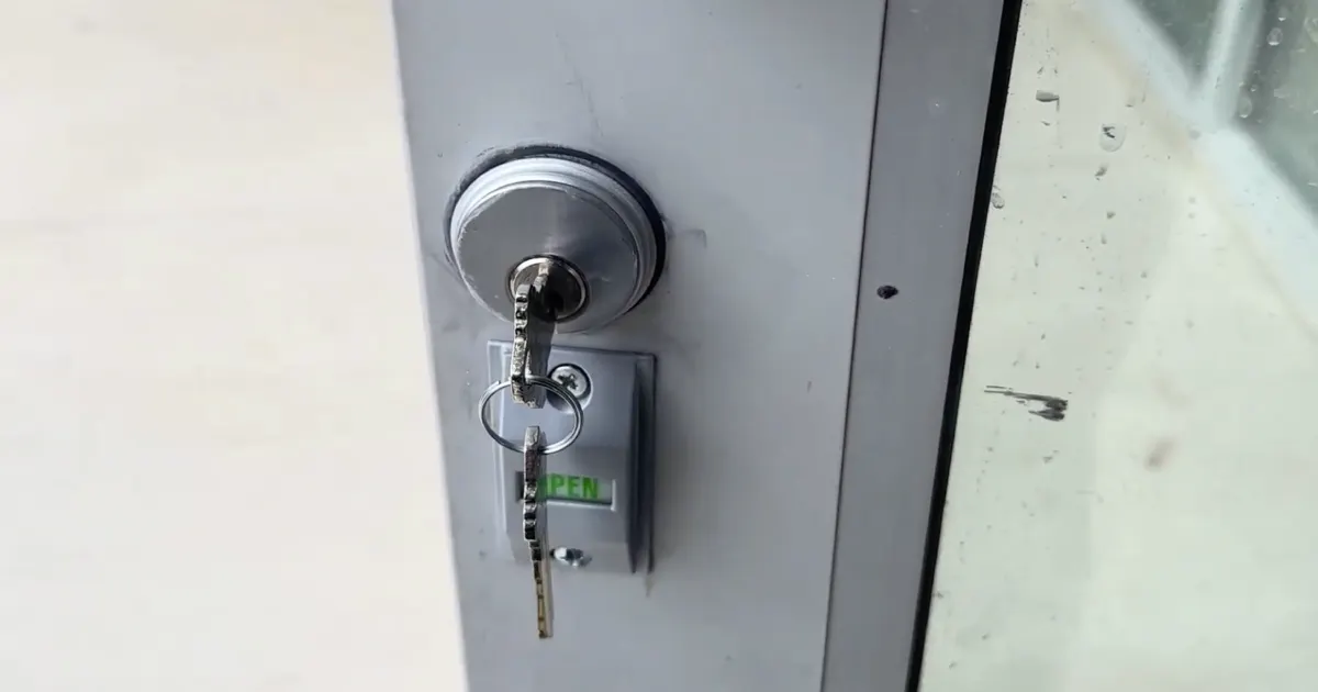 commercial locksmith services