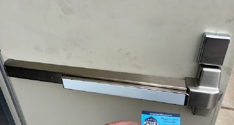 Panic bar installed at a business in Dallas.